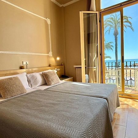 Hotel Celimar Sitges Kültér fotó